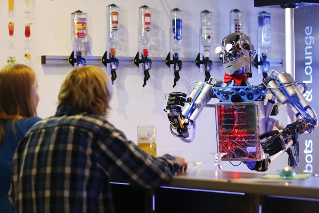 智能機械來襲 機器人調的雞尾酒 喝了嗎